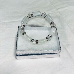 Elegant White Crystal Bracelet Stretchy truly shines & reflects light 💖